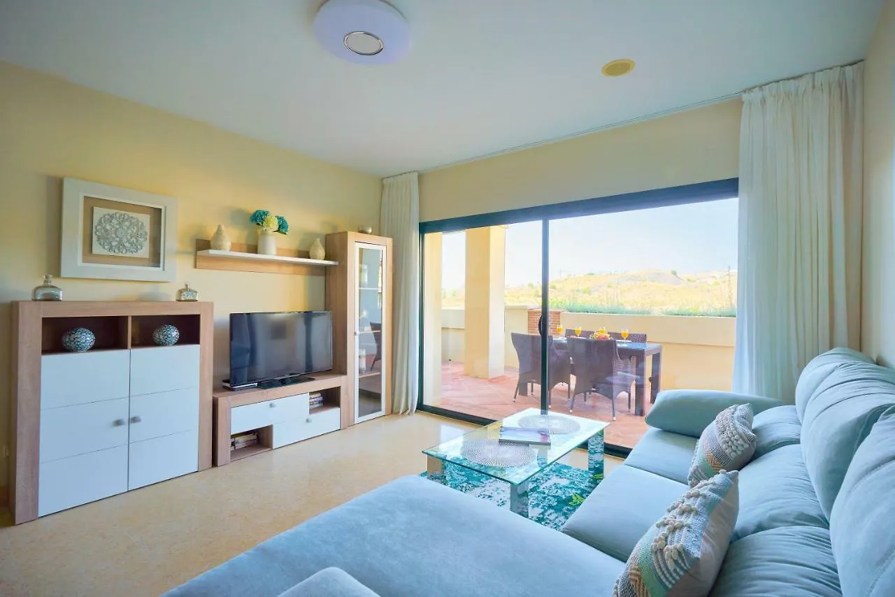 Capanes Del Golf Apartment Benahavis