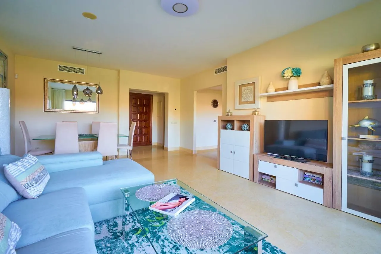 Capanes Del Golf Apartment Benahavis Spain